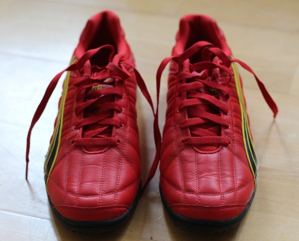 Los zapatos rojos